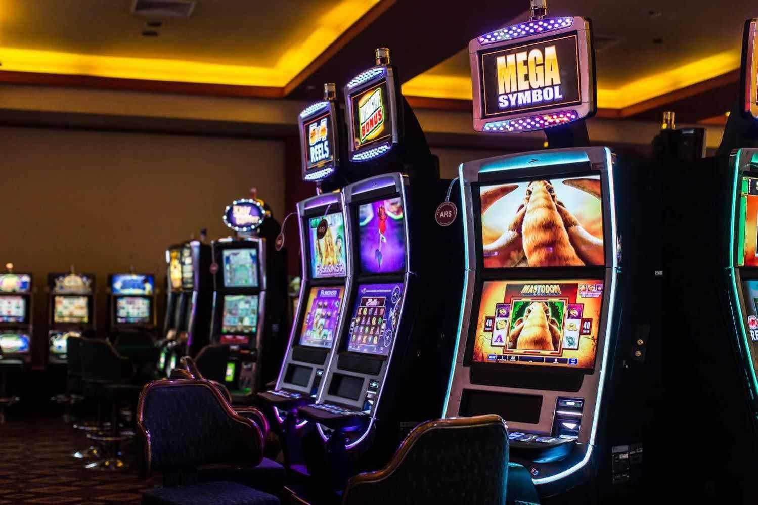 Carnaval Hotel Casino Encarnacion Exterior photo Video slot machines
