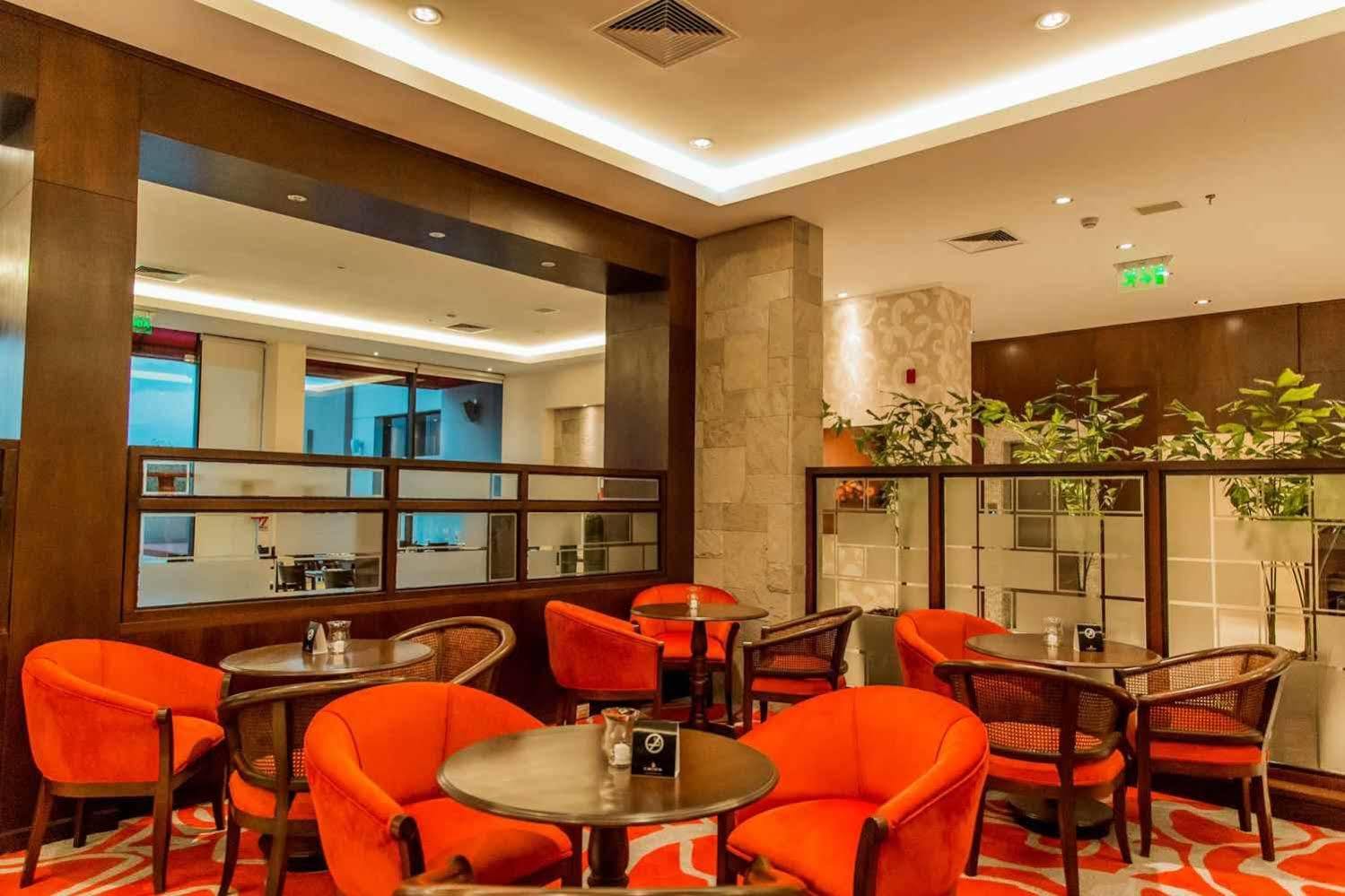Carnaval Hotel Casino Encarnacion Exterior photo The lounge at the airport